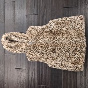 Zahra, Girl's Vest, size 11-12 years, Like New